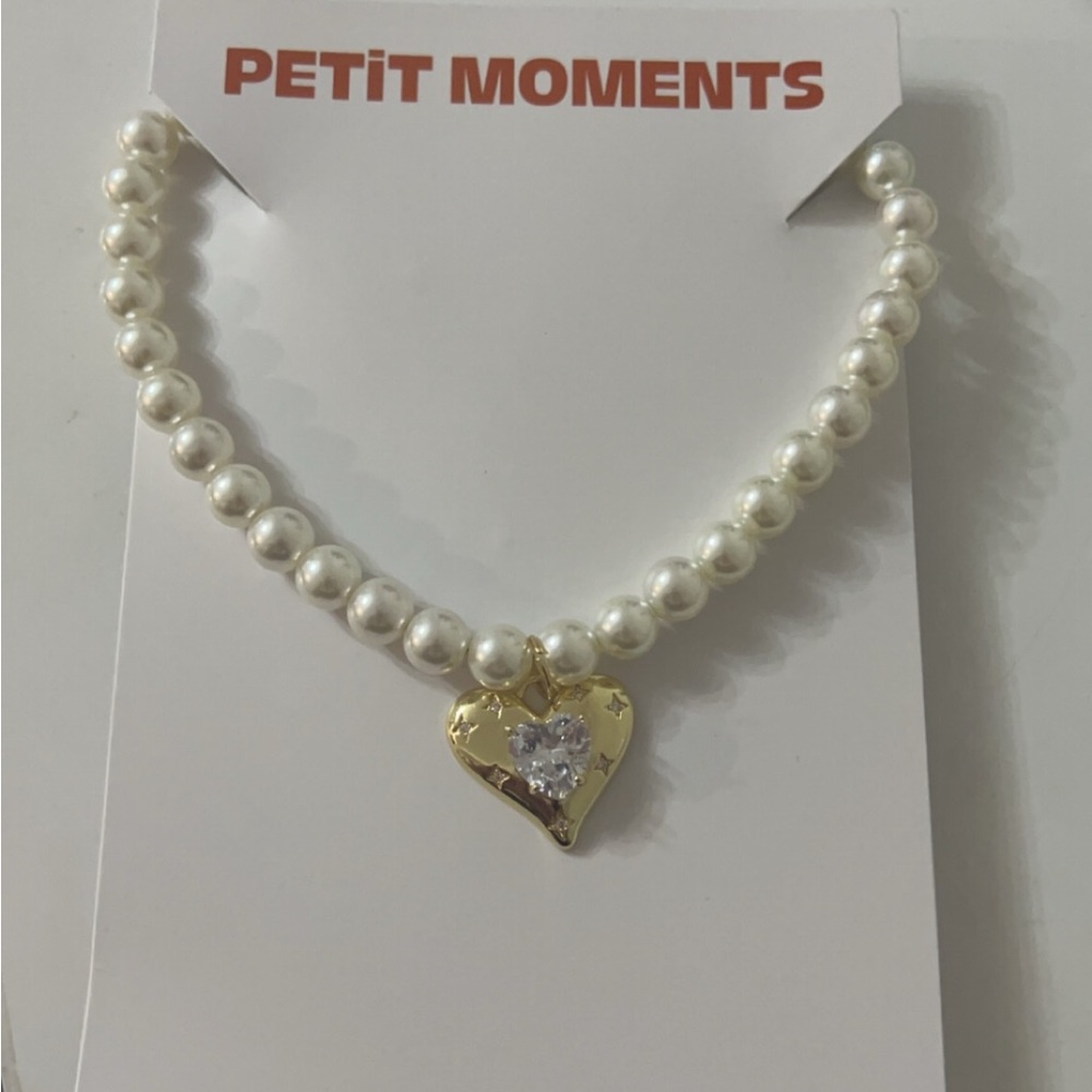 Petit Moments (REVOLVE) Pearl Heart Charm Necklace